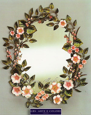 Miroir en fer Forgé avec fleurs avec patina