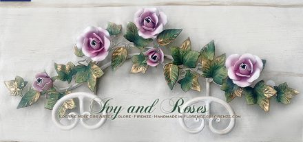 Rose e Bocci. L’autentico appendiabiti in ferro battuto con Edera, Rose e Bocci. Versione da muro con DUE ganci