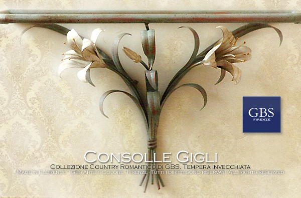 Consolle - Mensola in ferro battuto. Gigli bianchi in tempera. Country e Country Chic di GBS