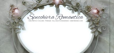 Specchiera ovale orizzontale con rose bianche. Romantica per il bagno e la camera da letto