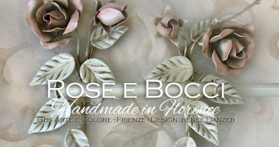 Portasciugamani da parete. Per il Bagno. Ferro battuto con rose